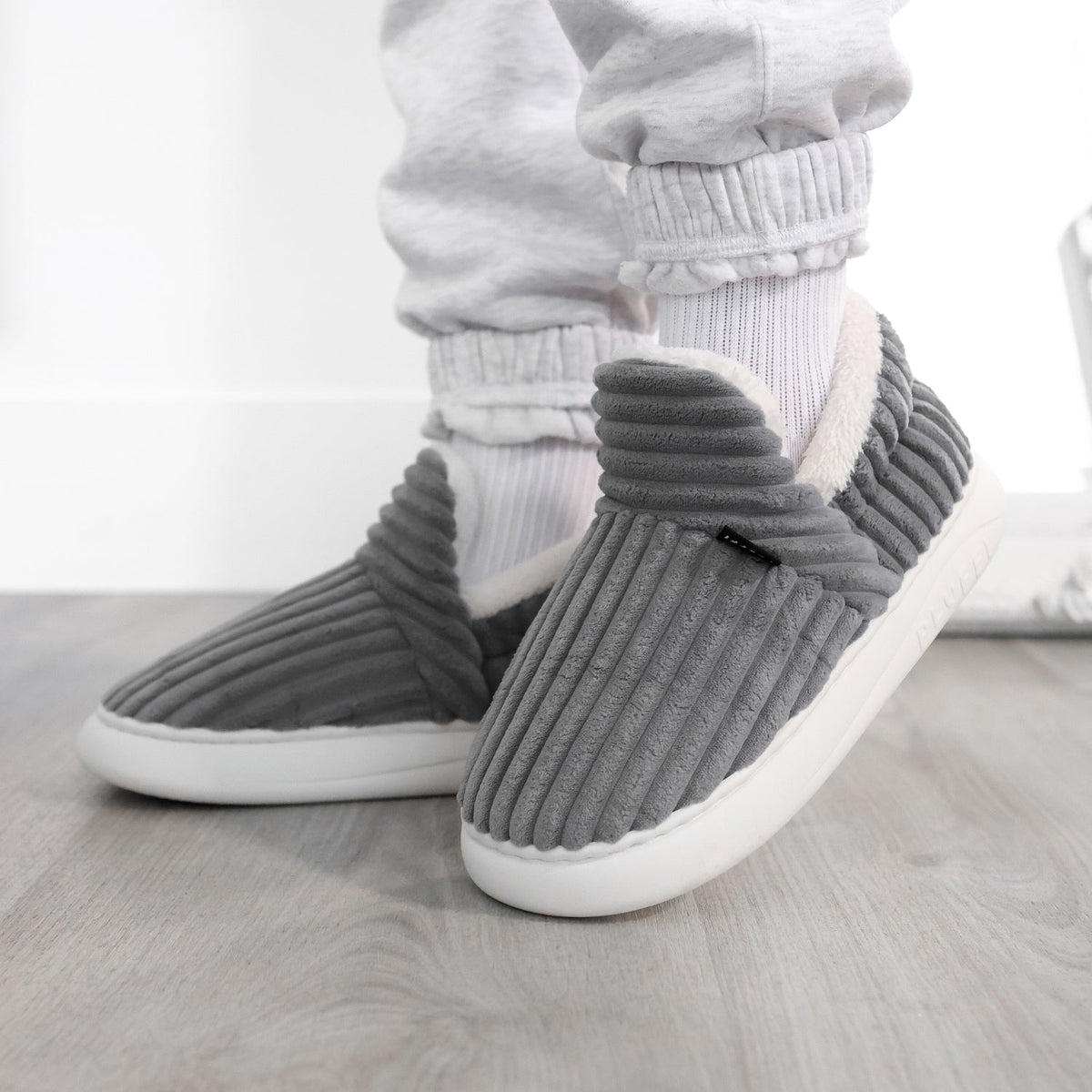 Pantufa Nuvem Ortopédica - Conforto e Estilo para os seus Pés