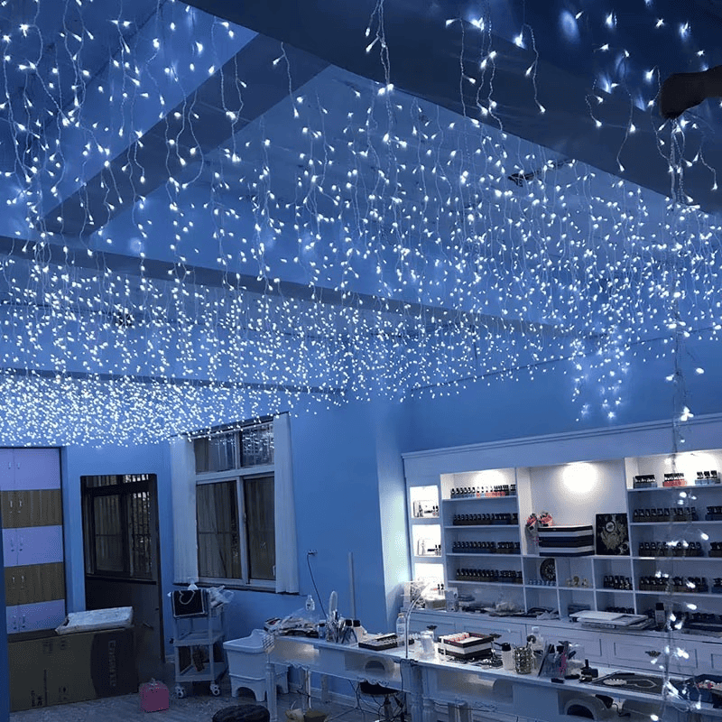 Cortina de LED Natalina 300 Luzes – 8 Efeitos Mágicos de Iluminação